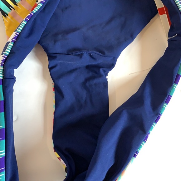 Red Carter | Reversible Patterned Bikini Bottoms NWT Size XS - Picture 4 of 7